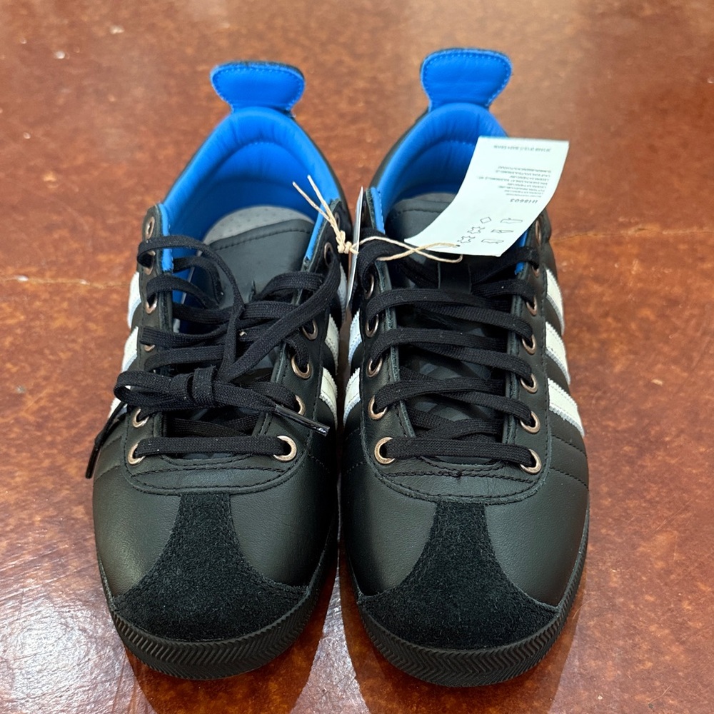 adidas Men's Black and White Low-Top Sneakers with Blue Lining